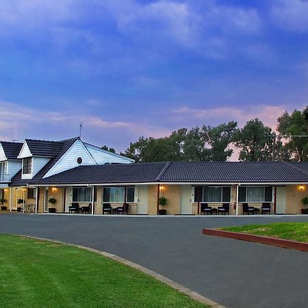 The Duck Inn Apartments Tamworth Exterior photo