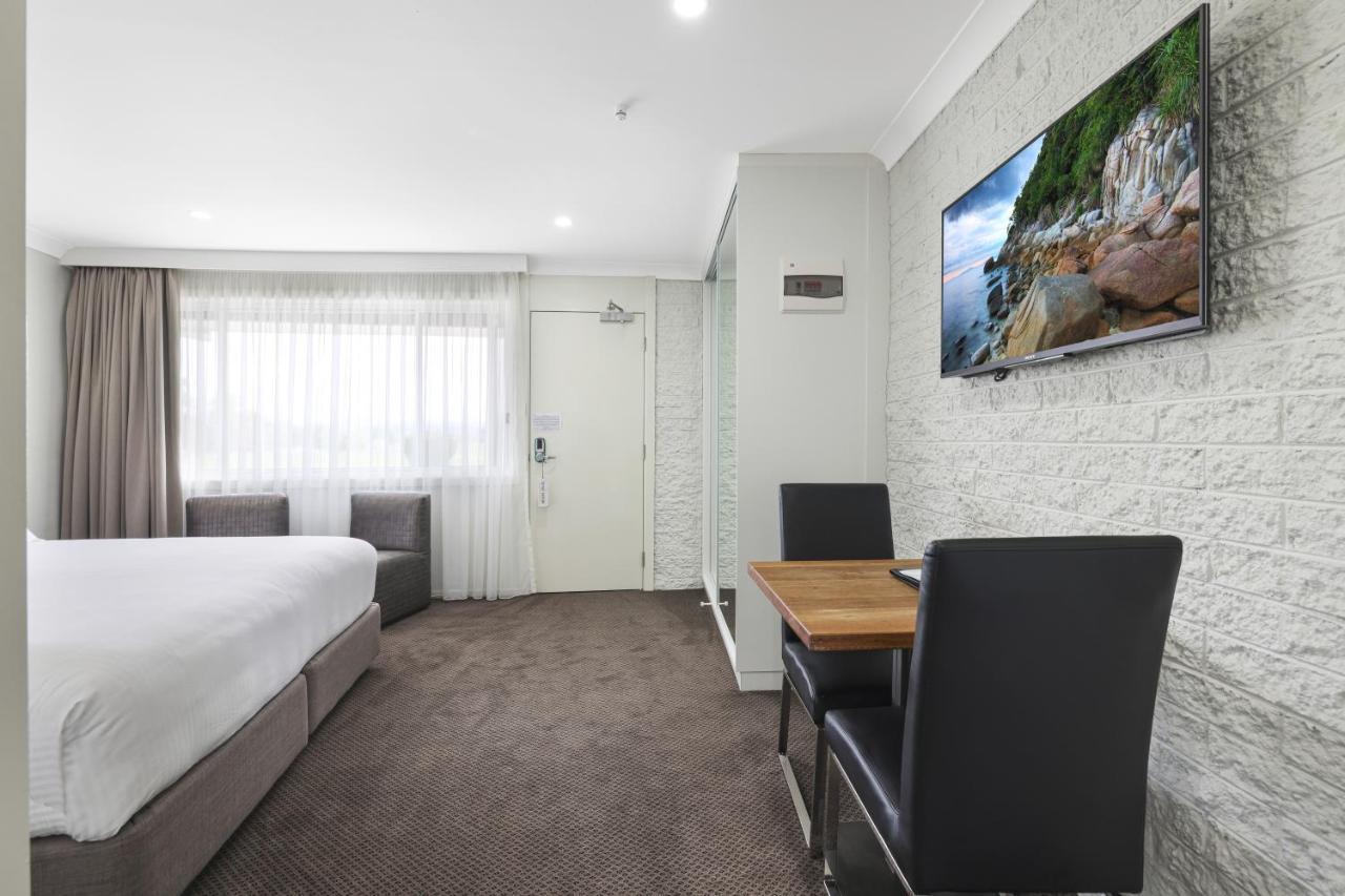 The Duck Inn Apartments Tamworth Exterior photo